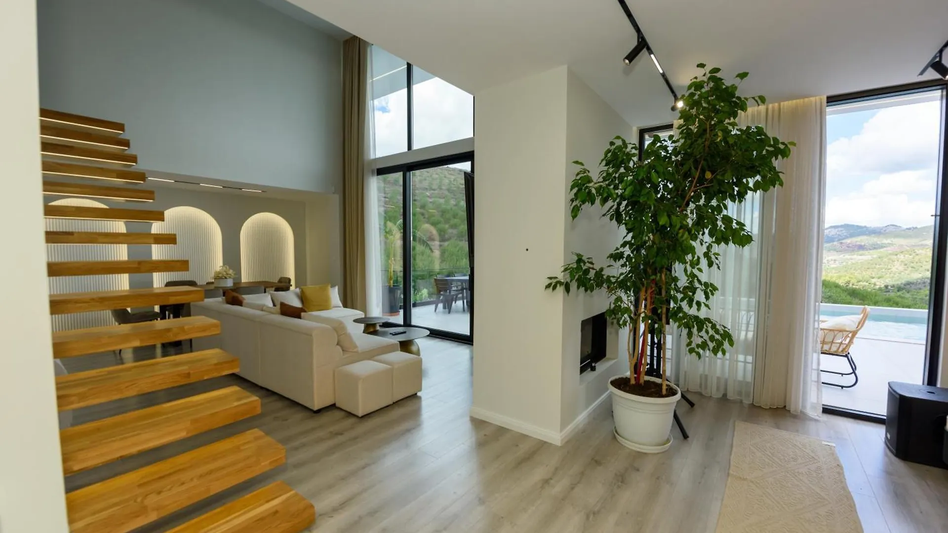 Villa 30 Kote Albania